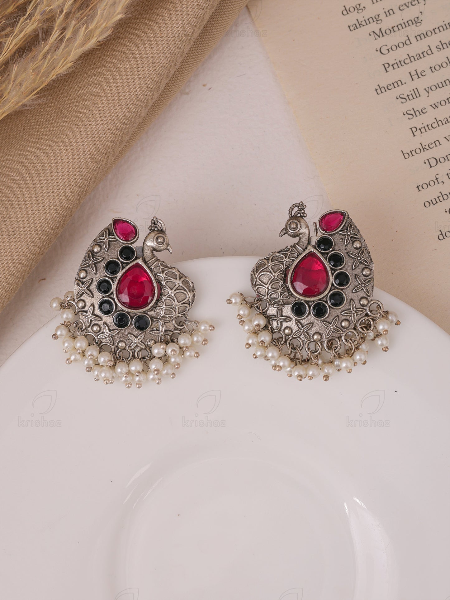 Shyla Peacock Stud Earrings - wxo