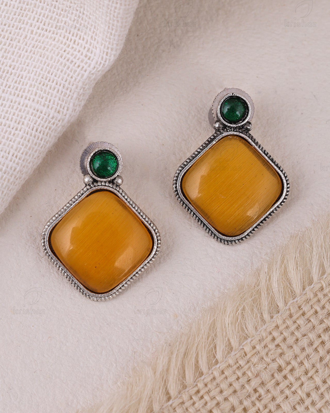 Prisha Square Stud Earrings