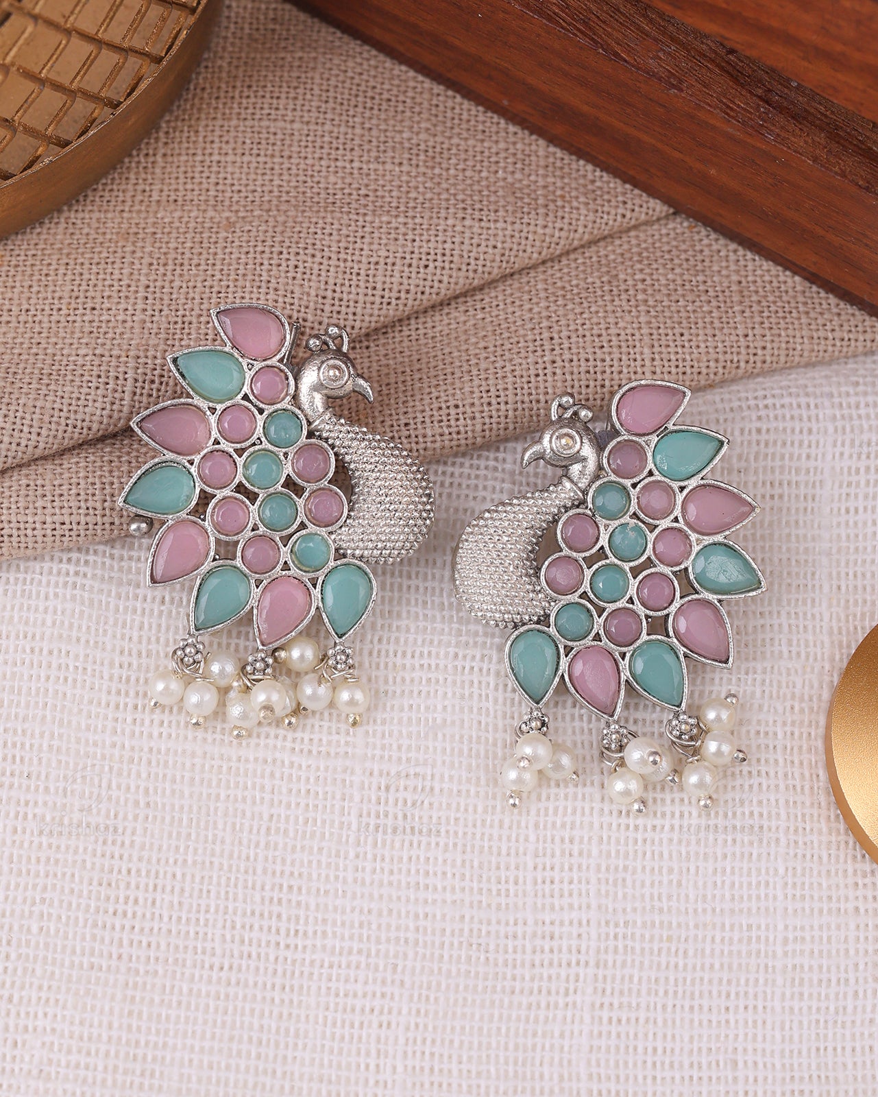 Maurya Peacock Stud Earrings - wxo