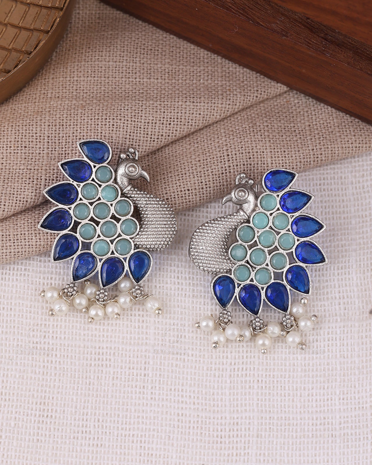 Maurya Peacock Stud Earrings - wxo