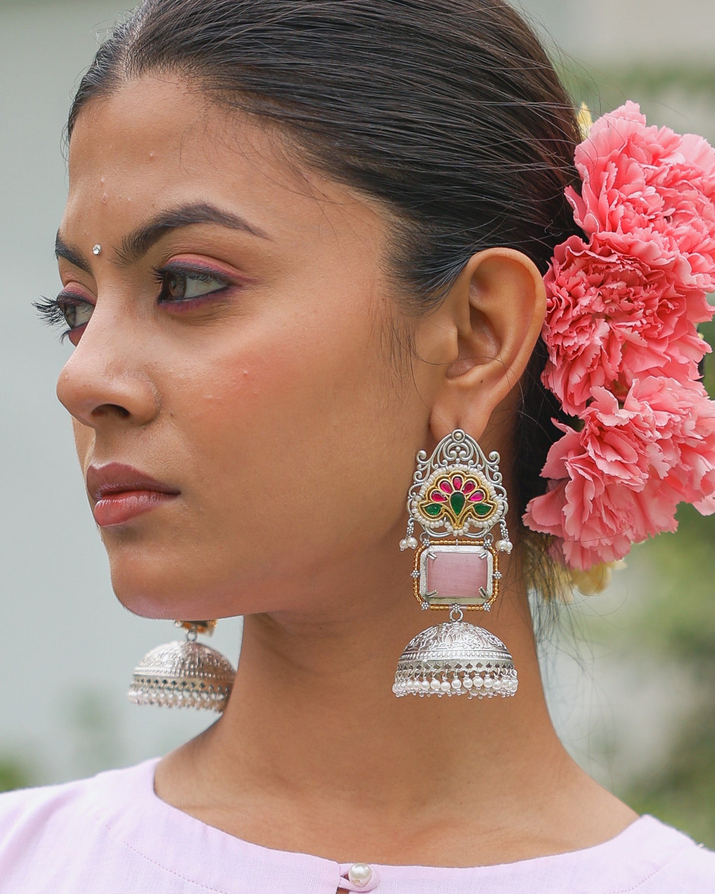 Saanvi Jhumki Earrings