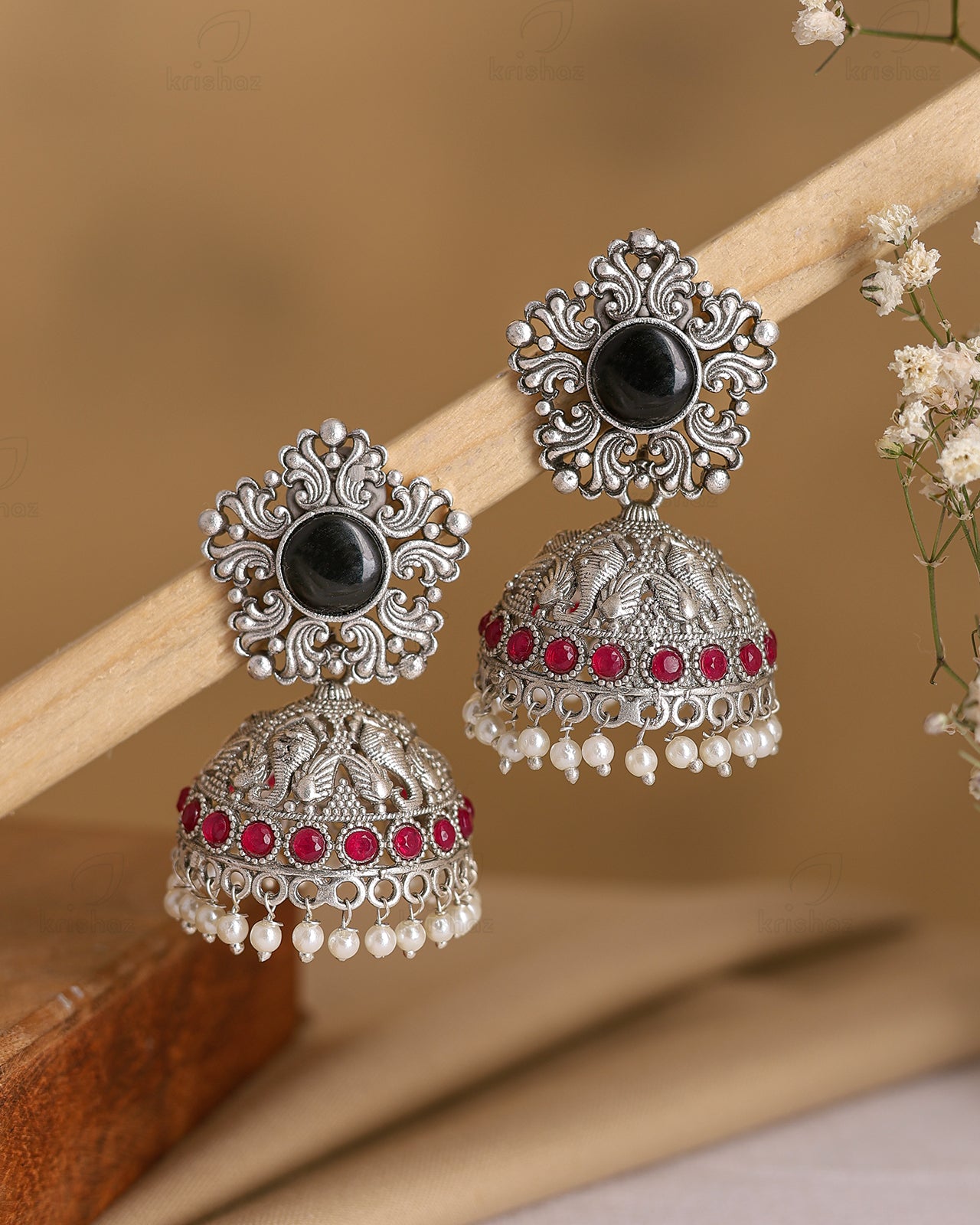 Ditya Jhumki Earrings