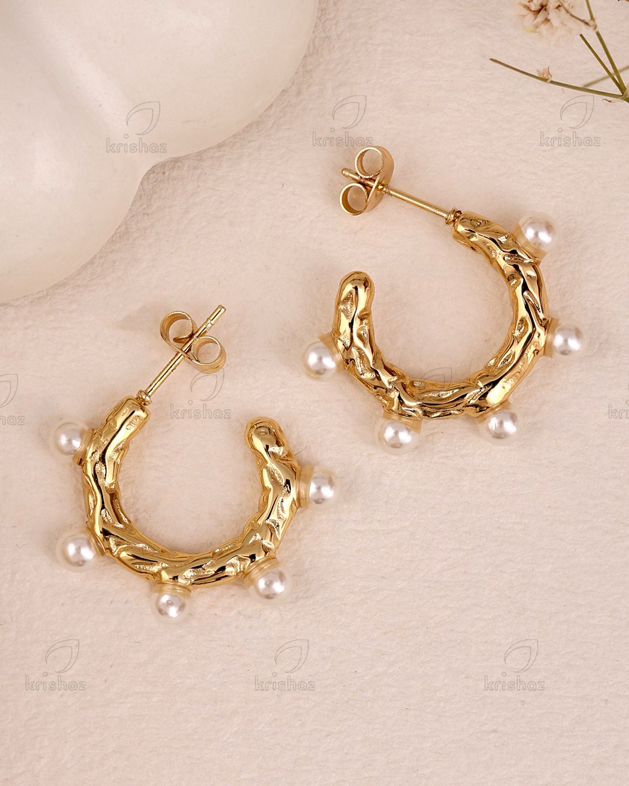 Tot Fashionable Hoop Earrings