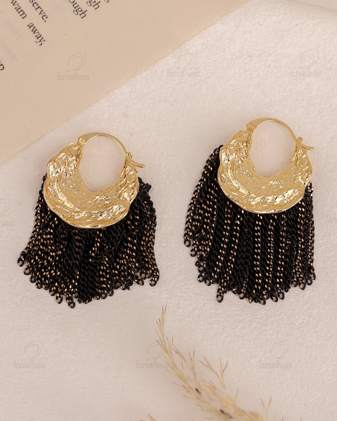 Vera Fashionable Hoop Earrings