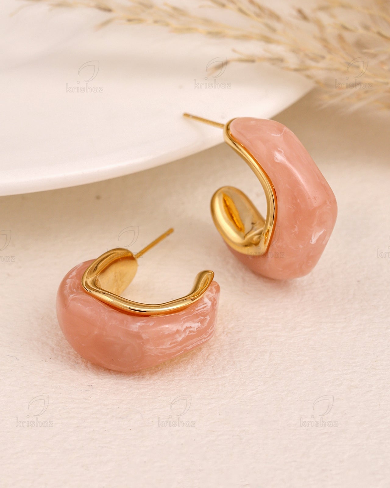 Elite Asymmetric Fashionable Hoop Earrings