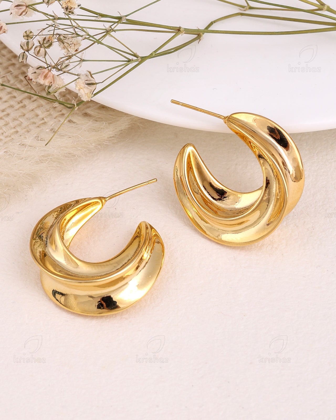 Coco Fashionable Stud Earrings