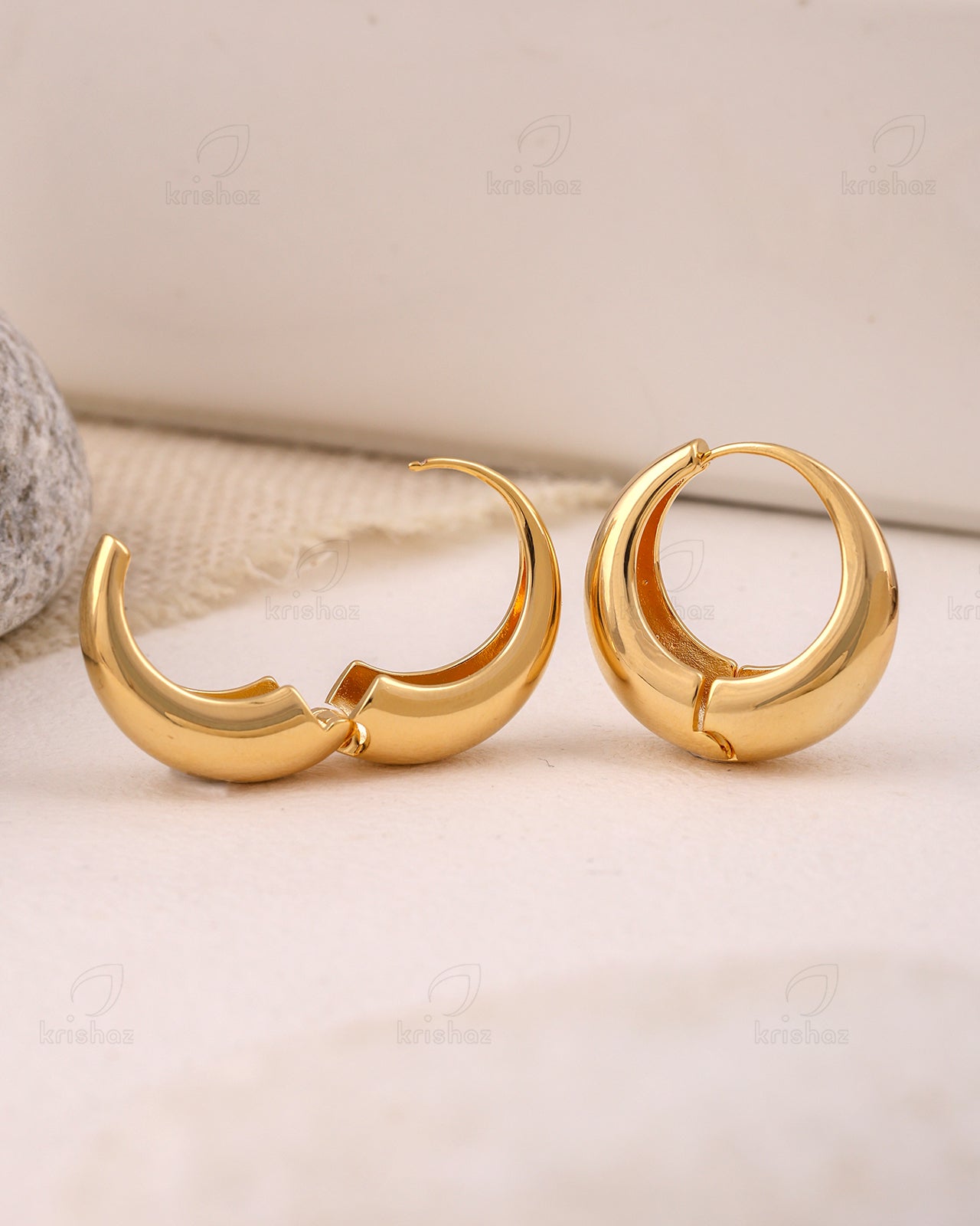 Julianna Fashionable Hoop Earrings