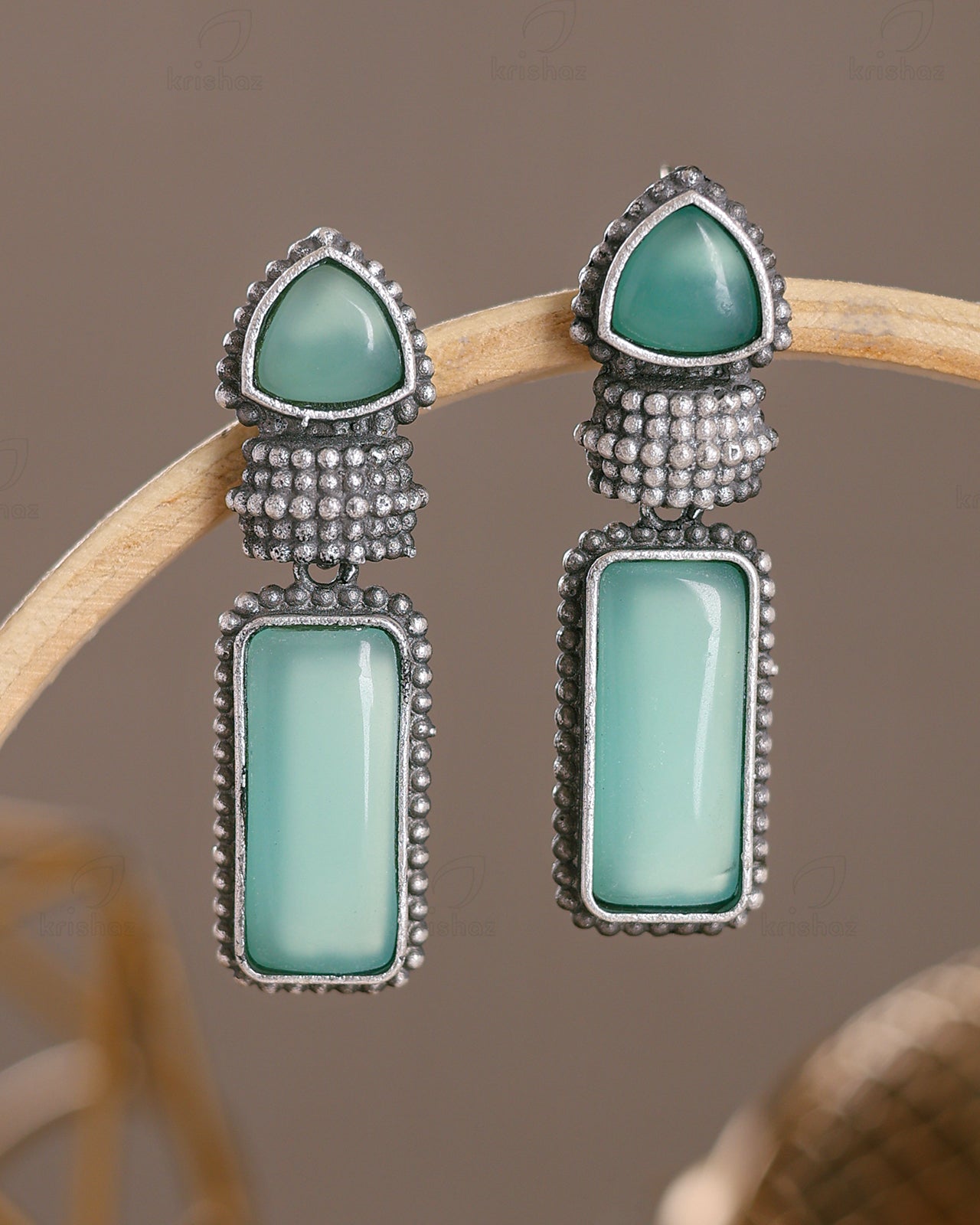 Arya Dangler Earrings - wxo