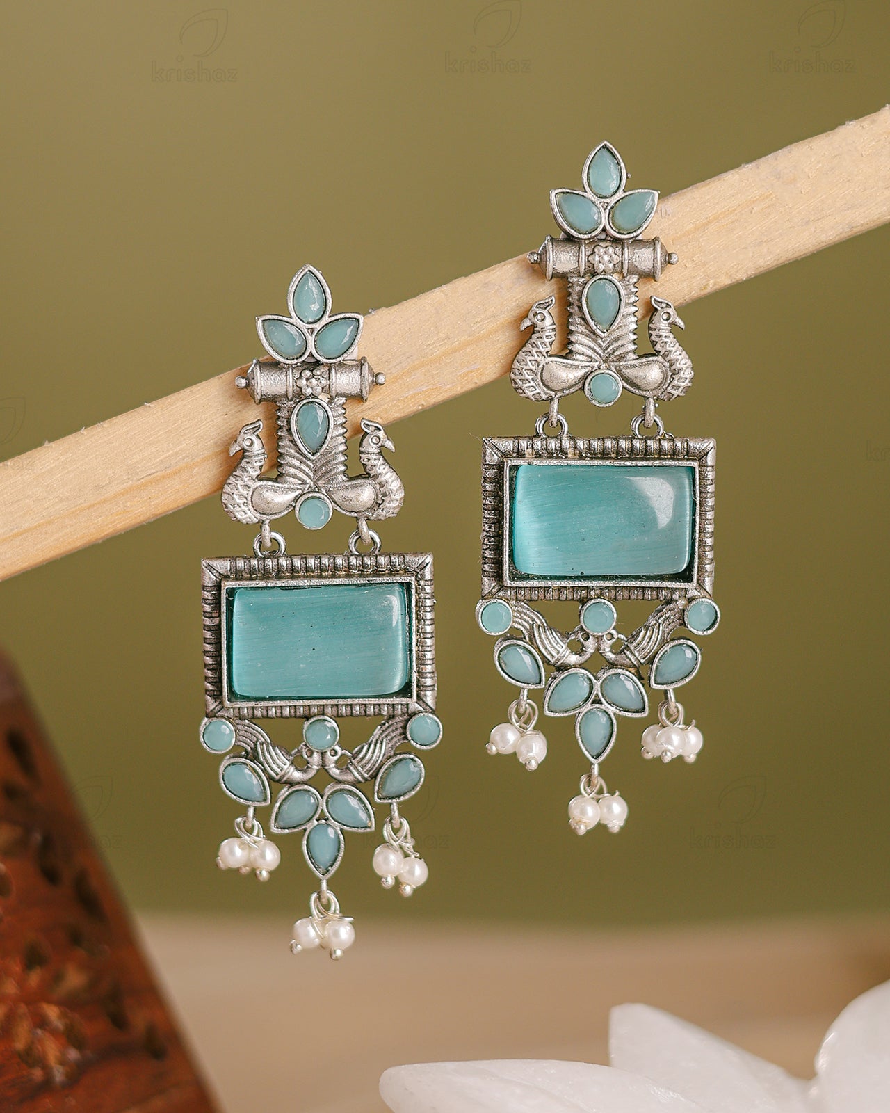 Shubhangi Long Dangler Earrings