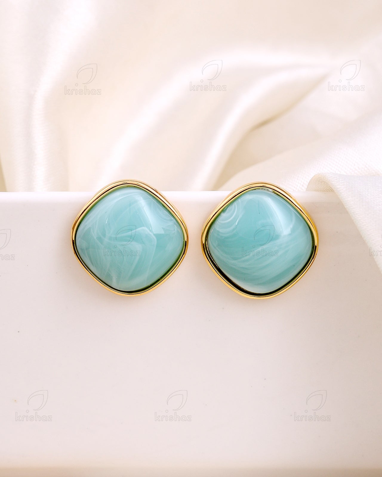 Mars Fashionable Stud Earrings