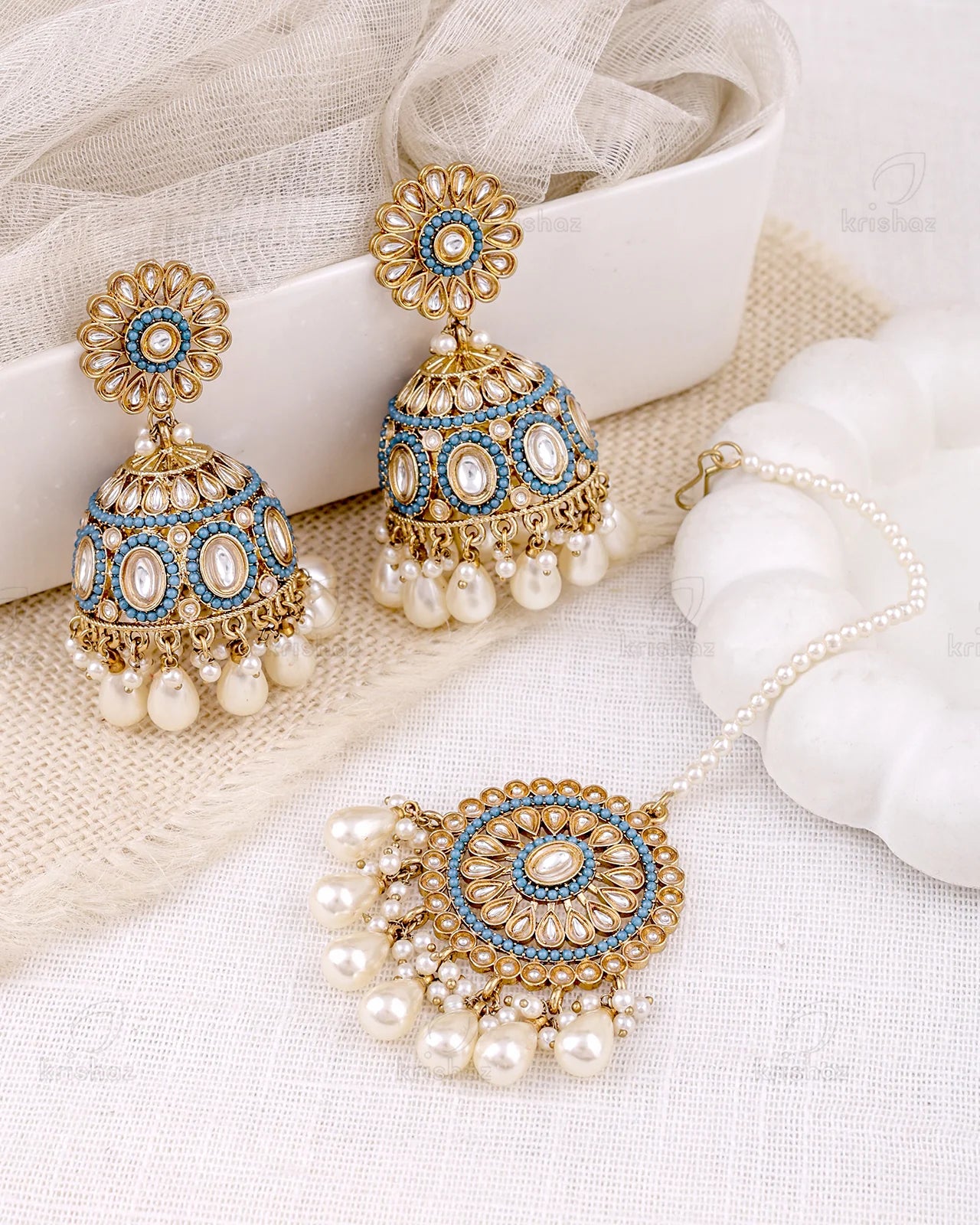 Samira Pakistani Kundan Jhumki Earrings With Mangtika