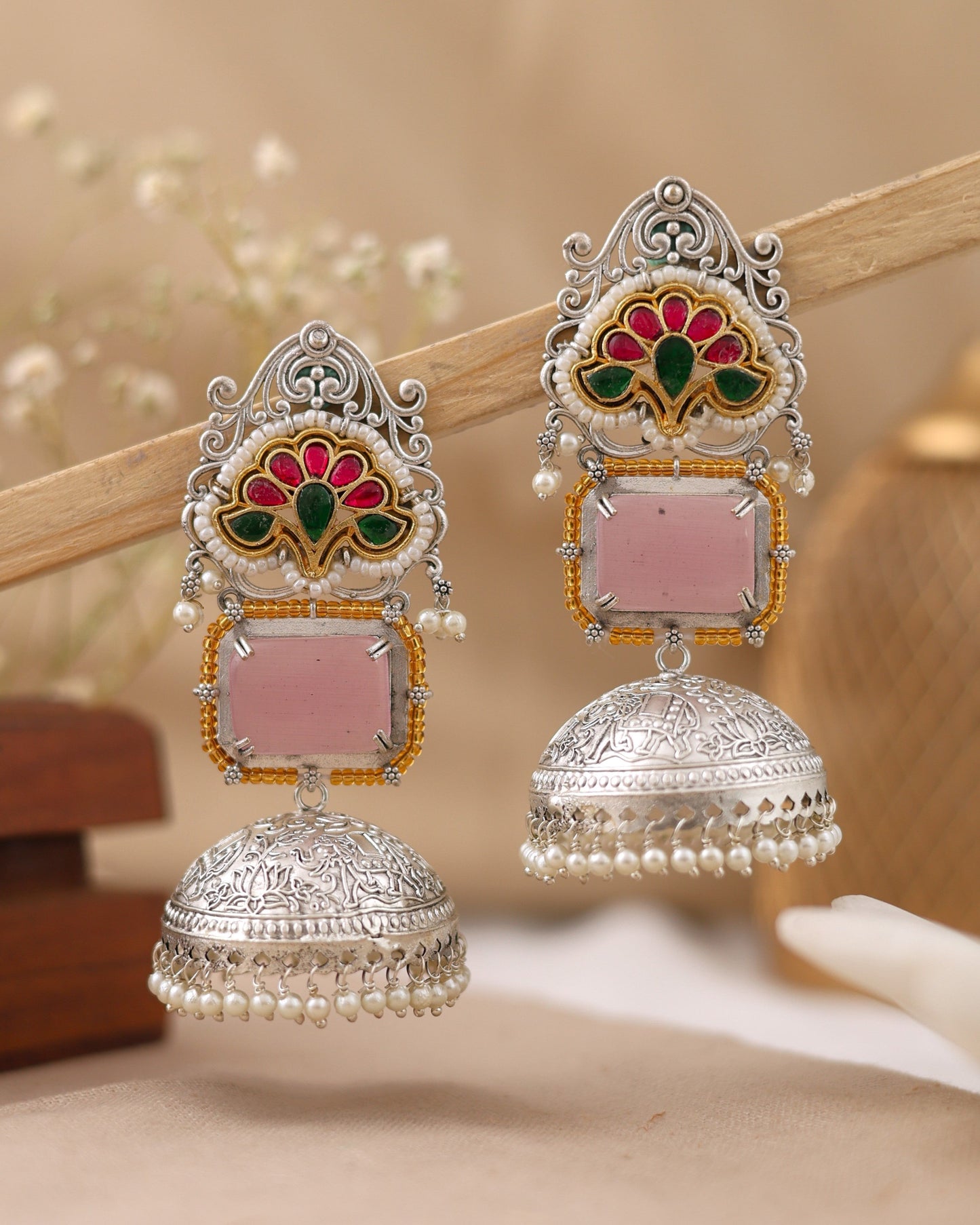 Saanvi Jhumki Earrings