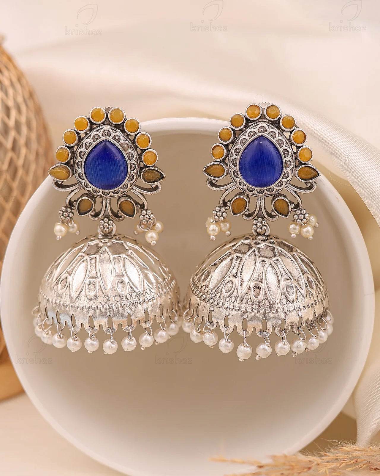 Nivedita Jhumki Earrings