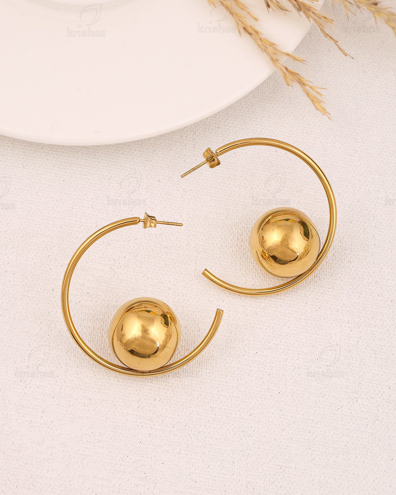 Moon Fashionable Hoop Earrings
