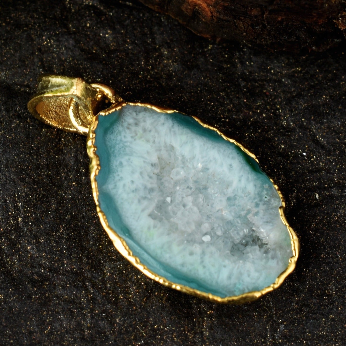 Natural Stone Pendant Natural Stone Pendant Charm With Figure 8 Chains