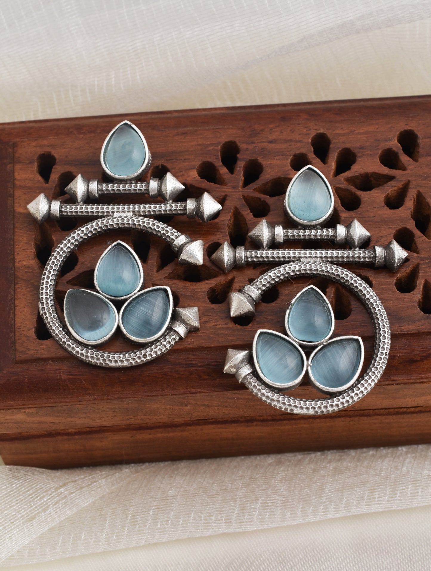 Aadhya Circular Stud Earrings - wxo