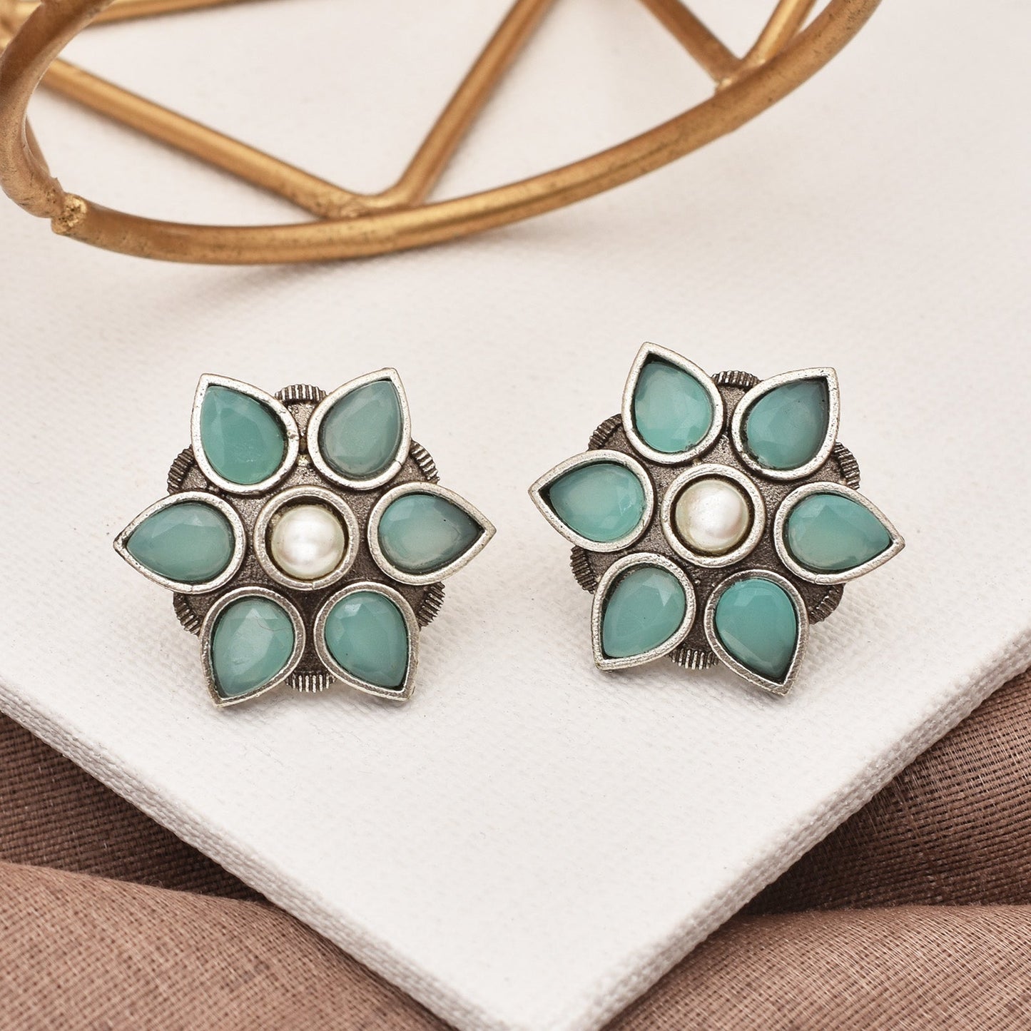 Nishi Stud Earrings