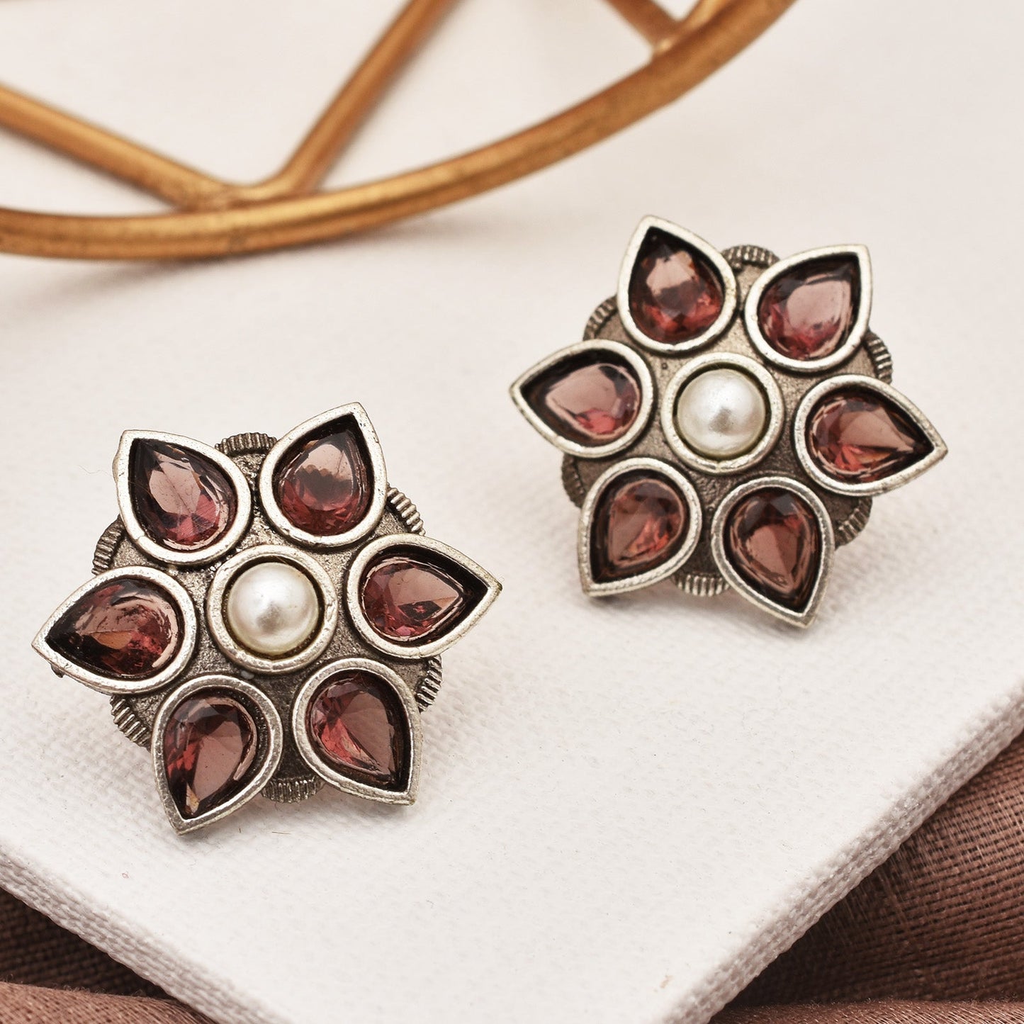 Nishi Stud Earrings