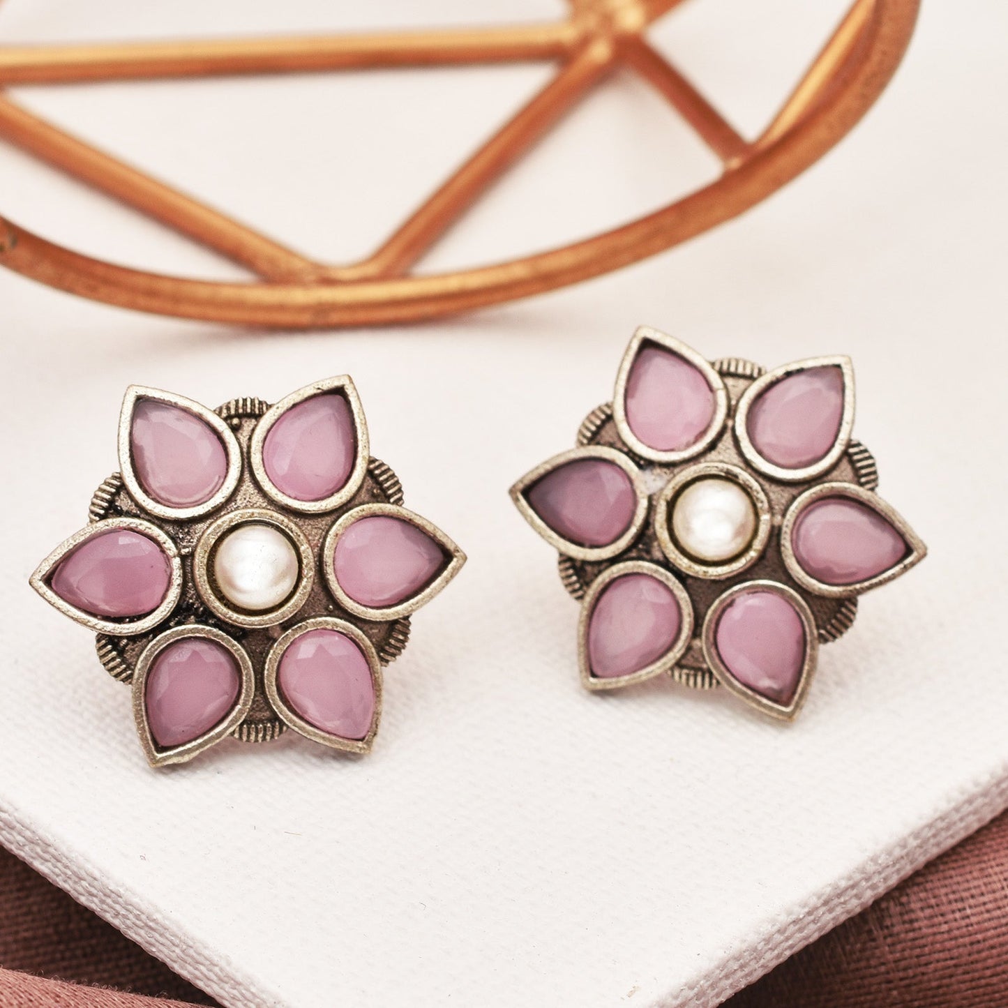 Nishi Stud Earrings
