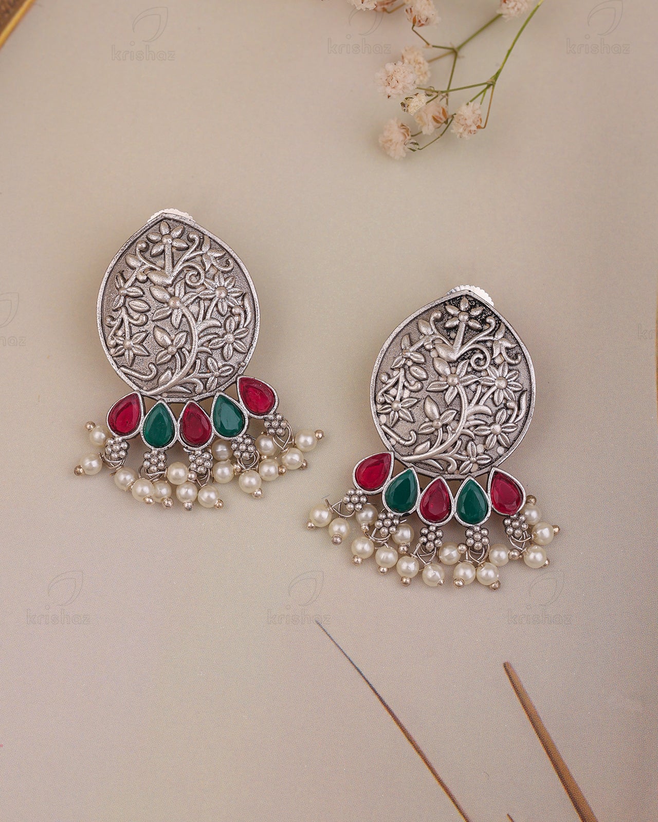 Aarzoo Stud Earrings