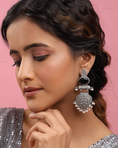 Kadambari Dangler Earrings - wxo