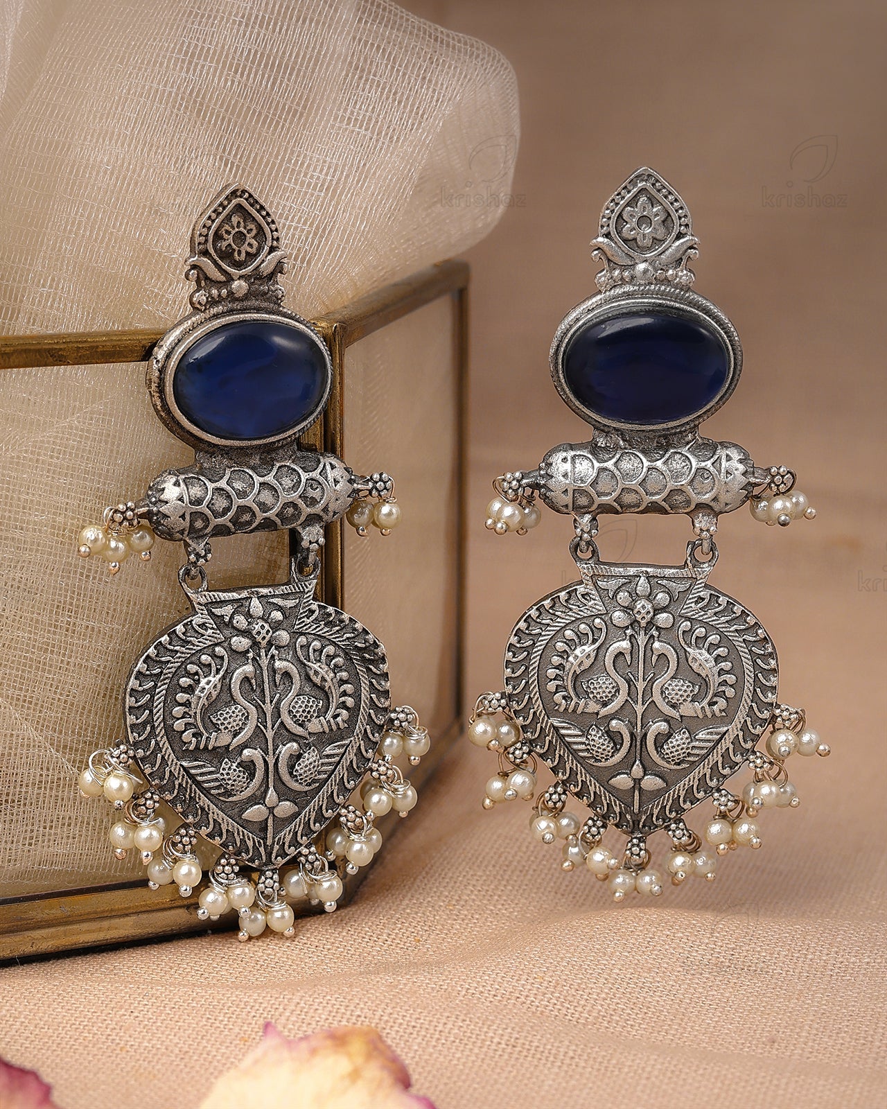 Kadambari Dangler Earrings - wxo