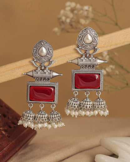 Maanya Dangler Earrings - wxo