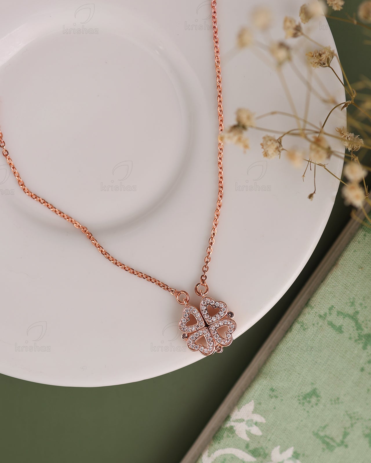 Herry Fashionable Pendant Neckpiece