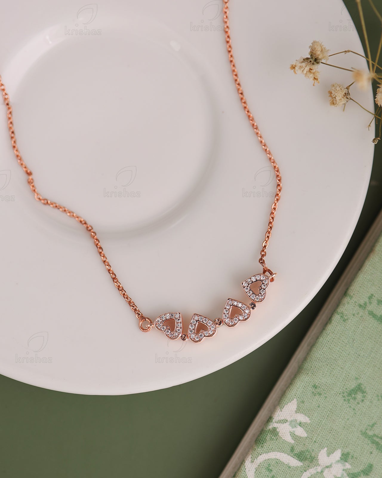 Herry Fashionable Pendant Neckpiece