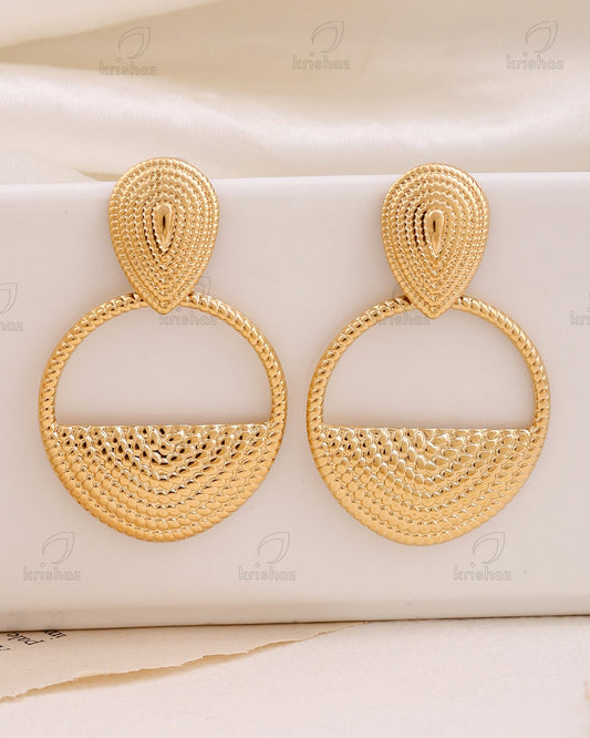 Penelope Fashionable Dangler Earrings
