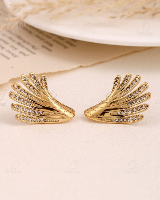 Feather Fashionable Stud Earrings