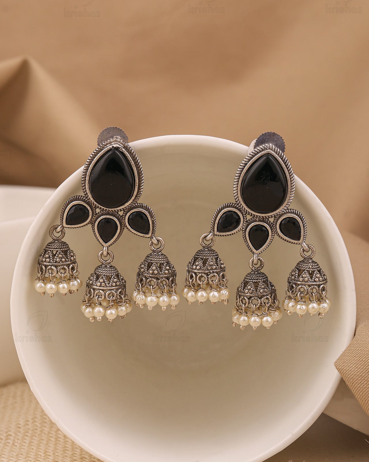 Parnika Traditional Dangler Earrings