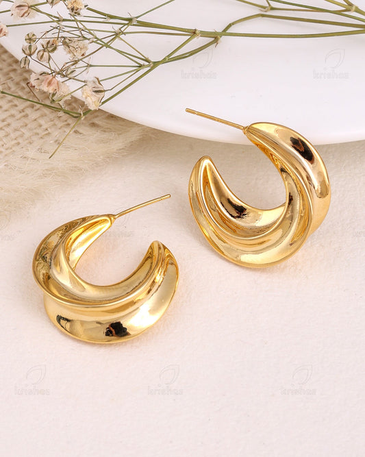 Coco Fashionable Stud Earrings