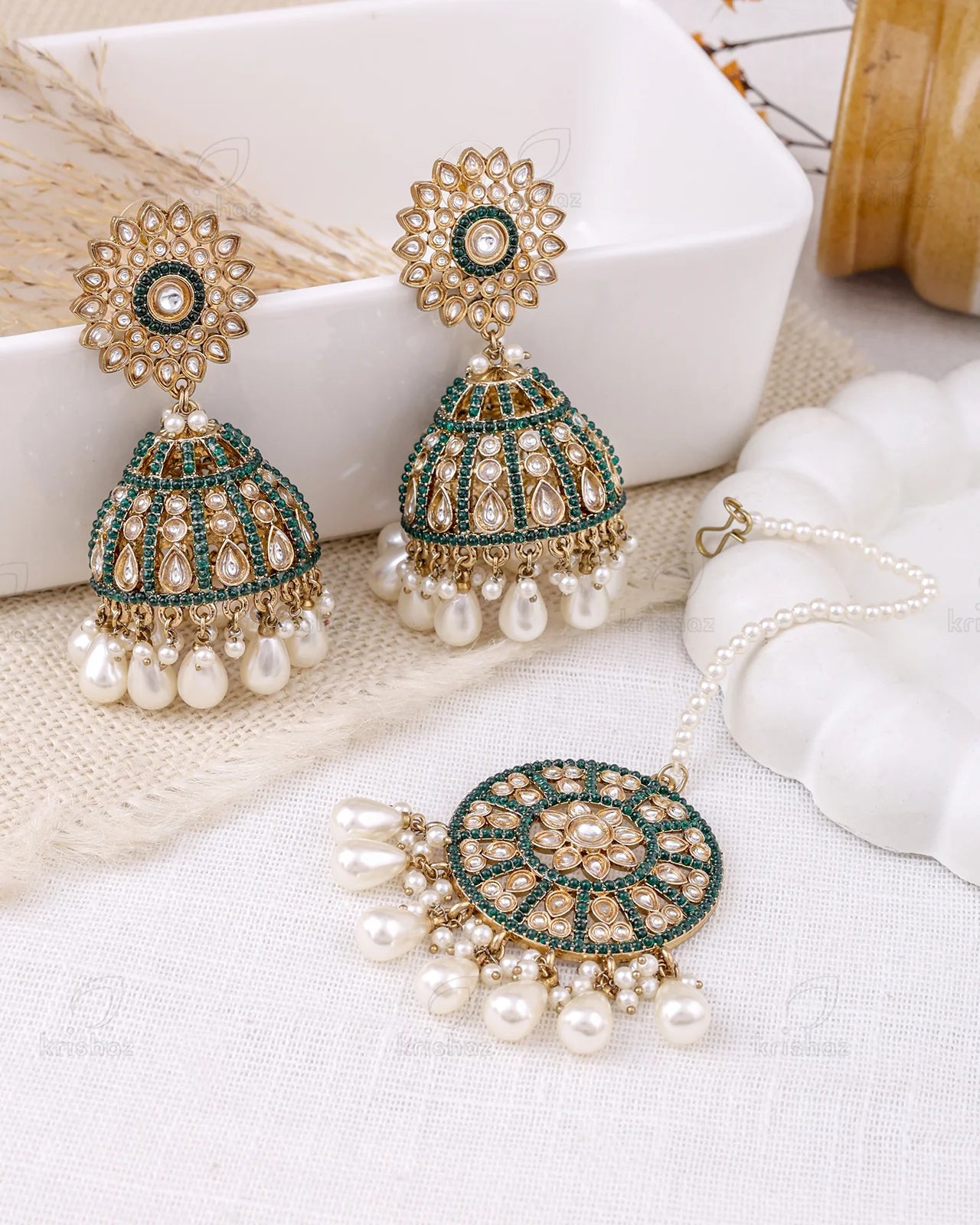 Farheen Pakistani Kundan Jhumki Earrings With Mangtika