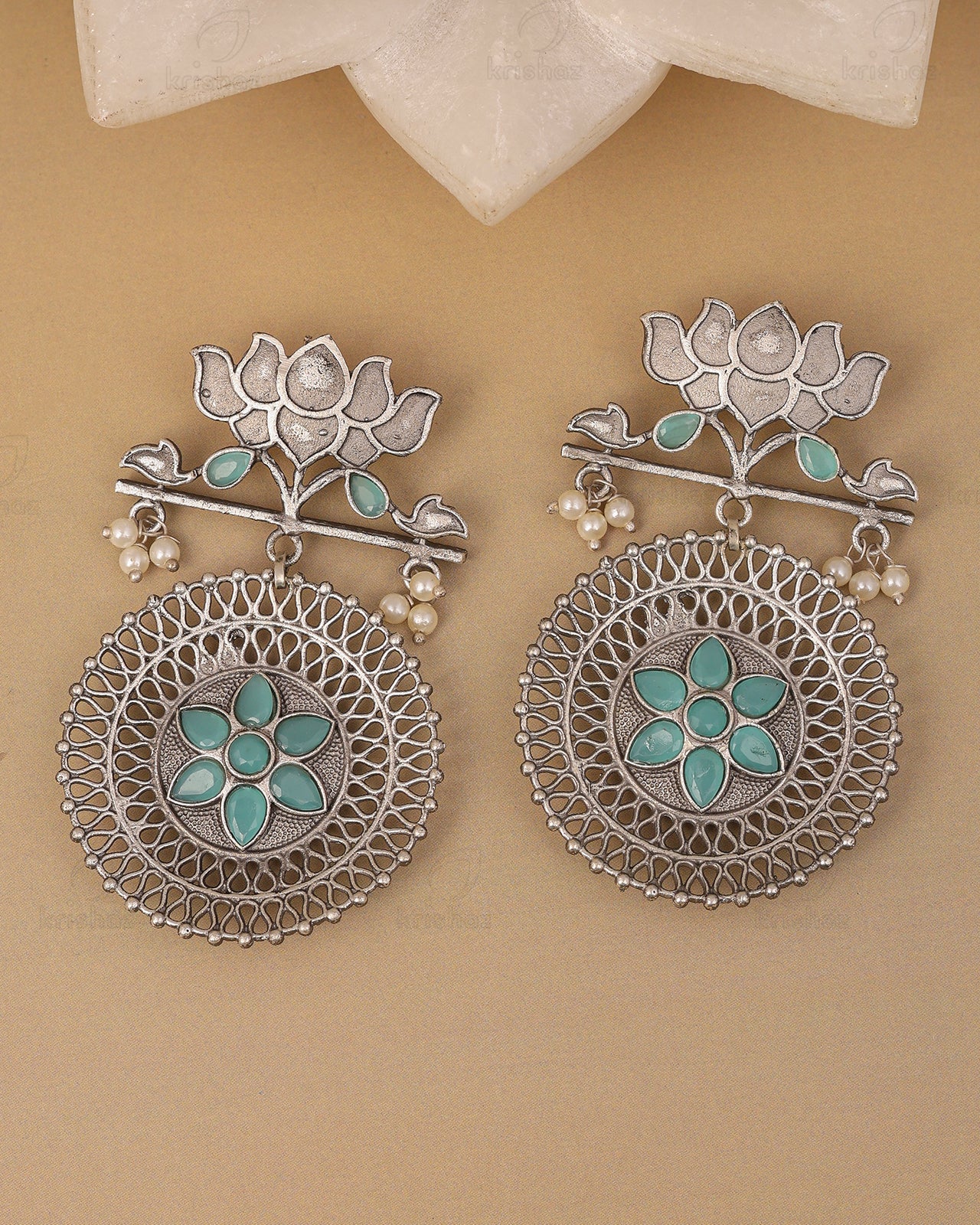 Lotus Dangler Earring