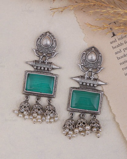 Maanya Dangler Earrings - wxo