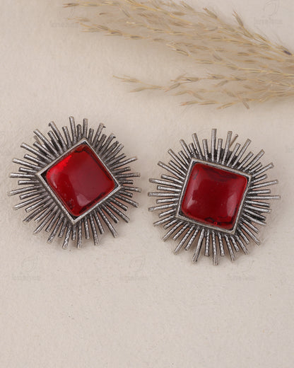 Aditya Stud Earrings - wxo