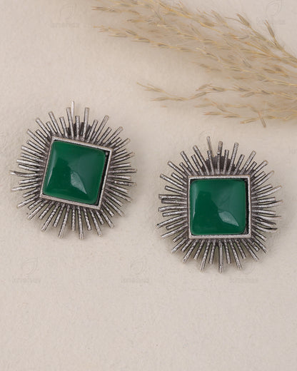 Aditya Stud Earrings - wxo