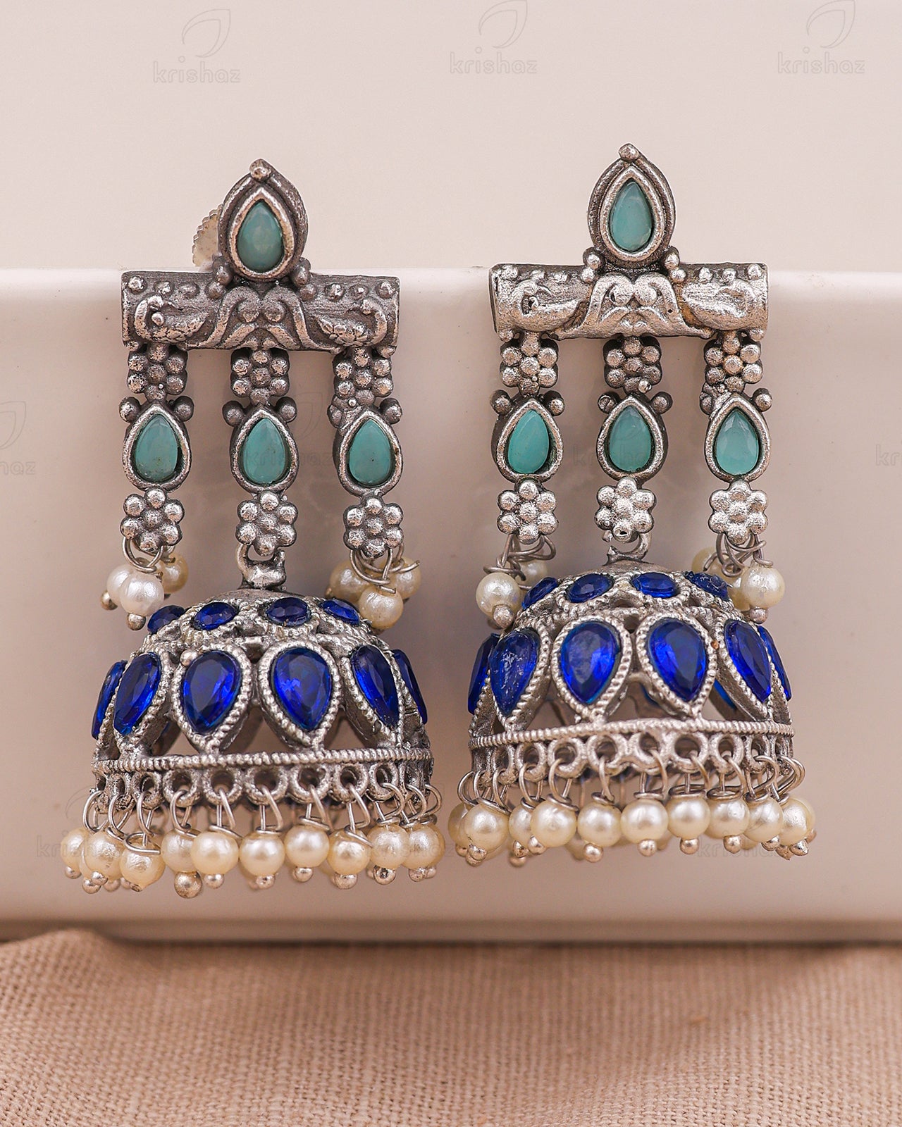 Meera Jhumki Earrings - wxo