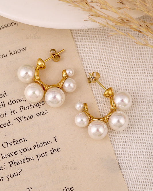 Everly Fashionable Stud Earrings