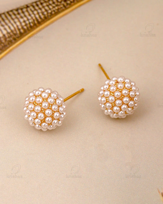 Adeen Fashionable Stud Earrings