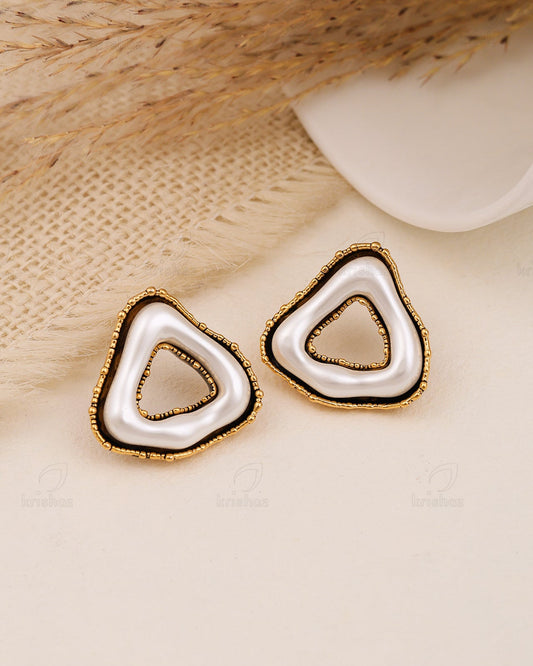 Triya Fashionable Stud Earrings