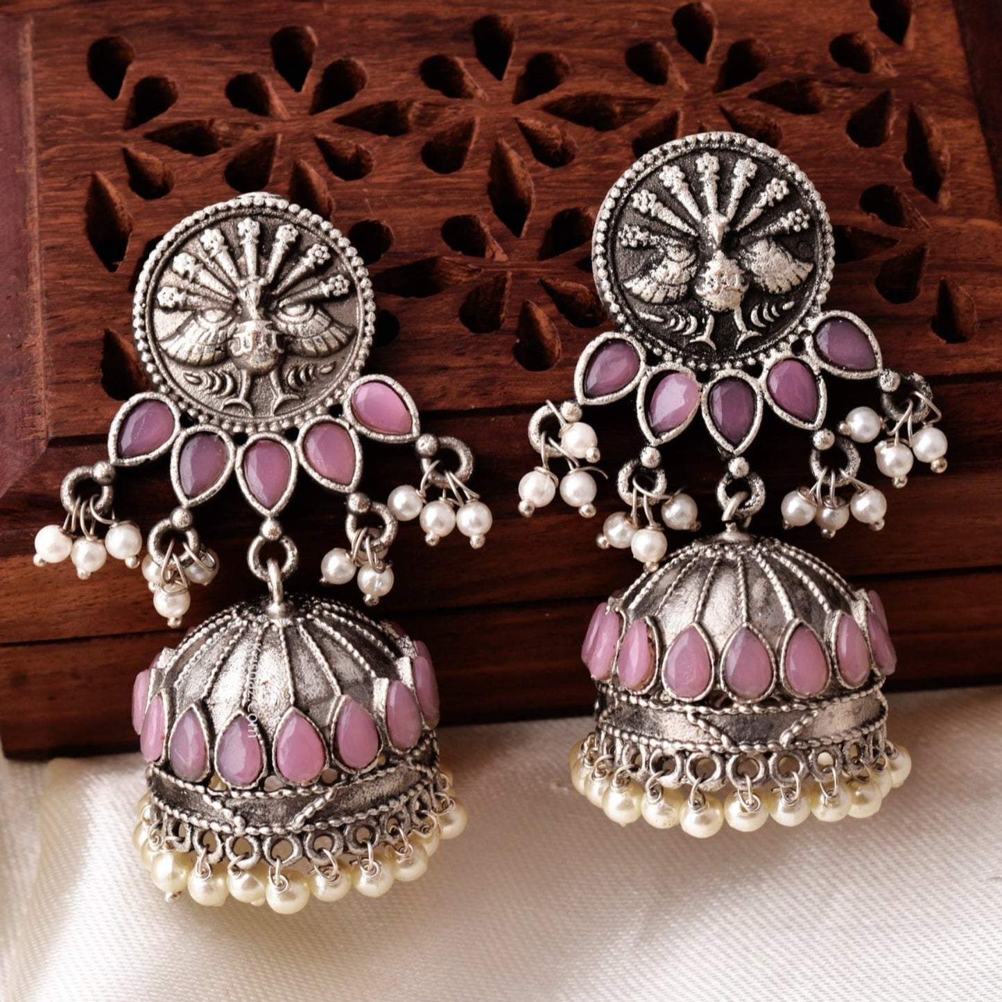 Aashvi Jhumka Earrings