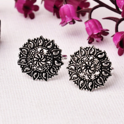 A Pair of Oxidized Silver Adjustable Ethnic Toe Rings - Krishaz