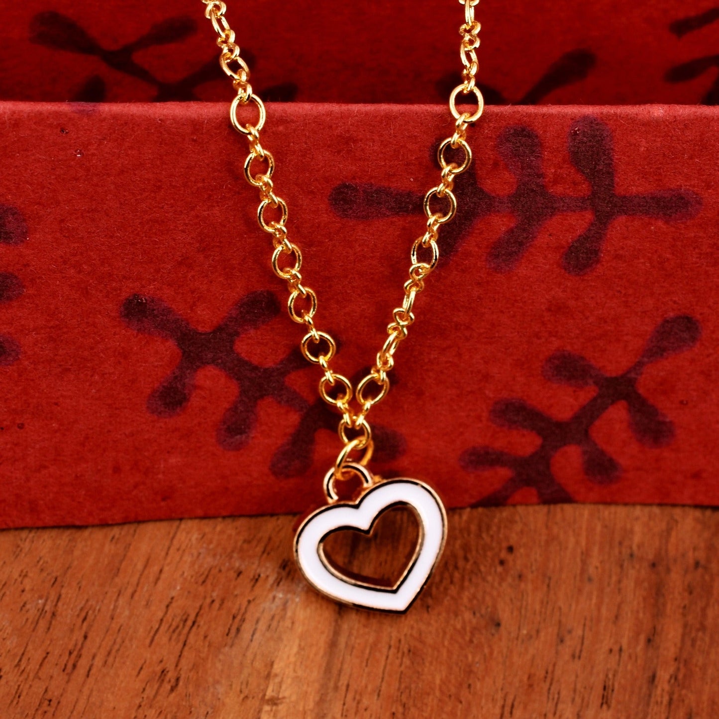 Gold Figure 8 Chain with White Heart Charms