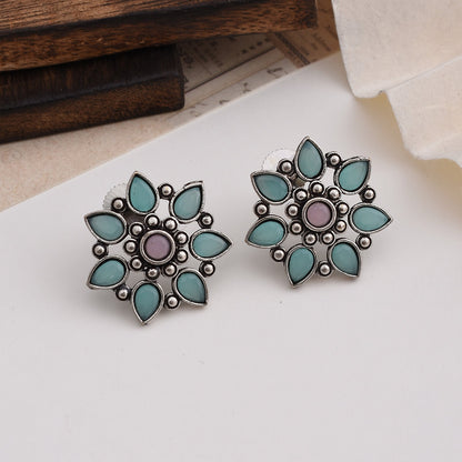 Avneet Floral Stud Earrings