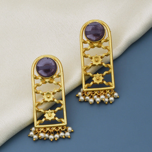 Priyali Matte Gold Stud