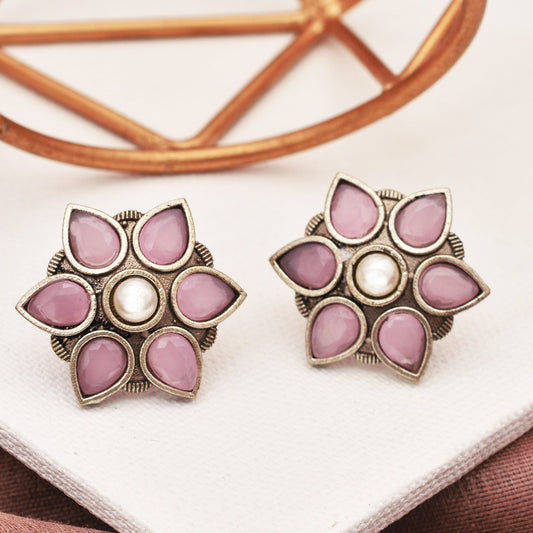 Nishi Stud Earrings