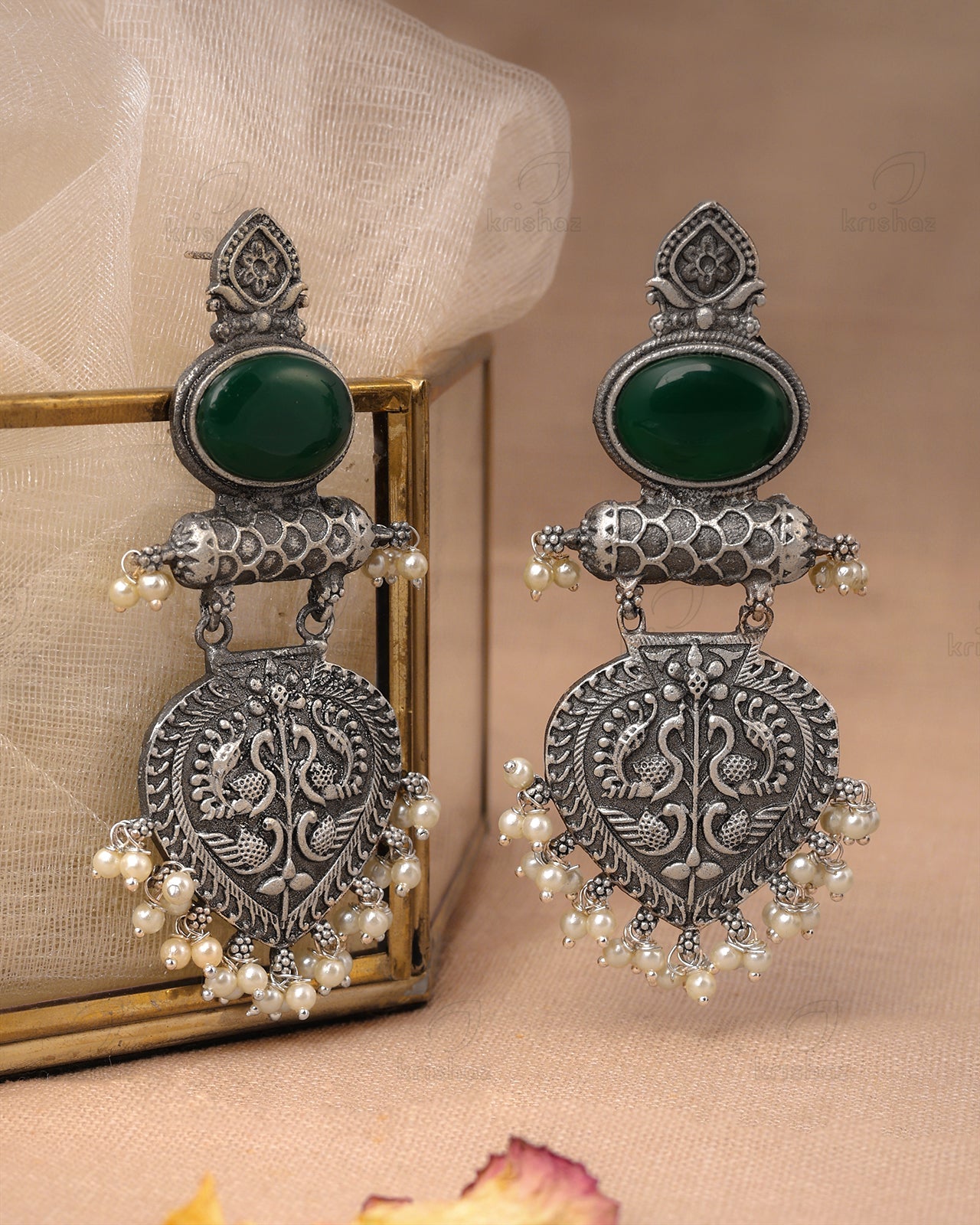 Kadambari Dangler Earrings - wxo