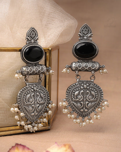 Kadambari Dangler Earrings - wxo